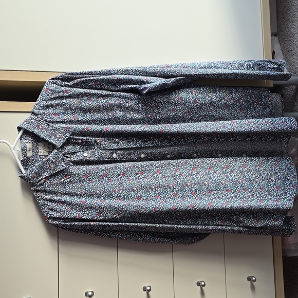 J. Crew Secret Wash Shirt Size Large Tall - Picture 2 of 5